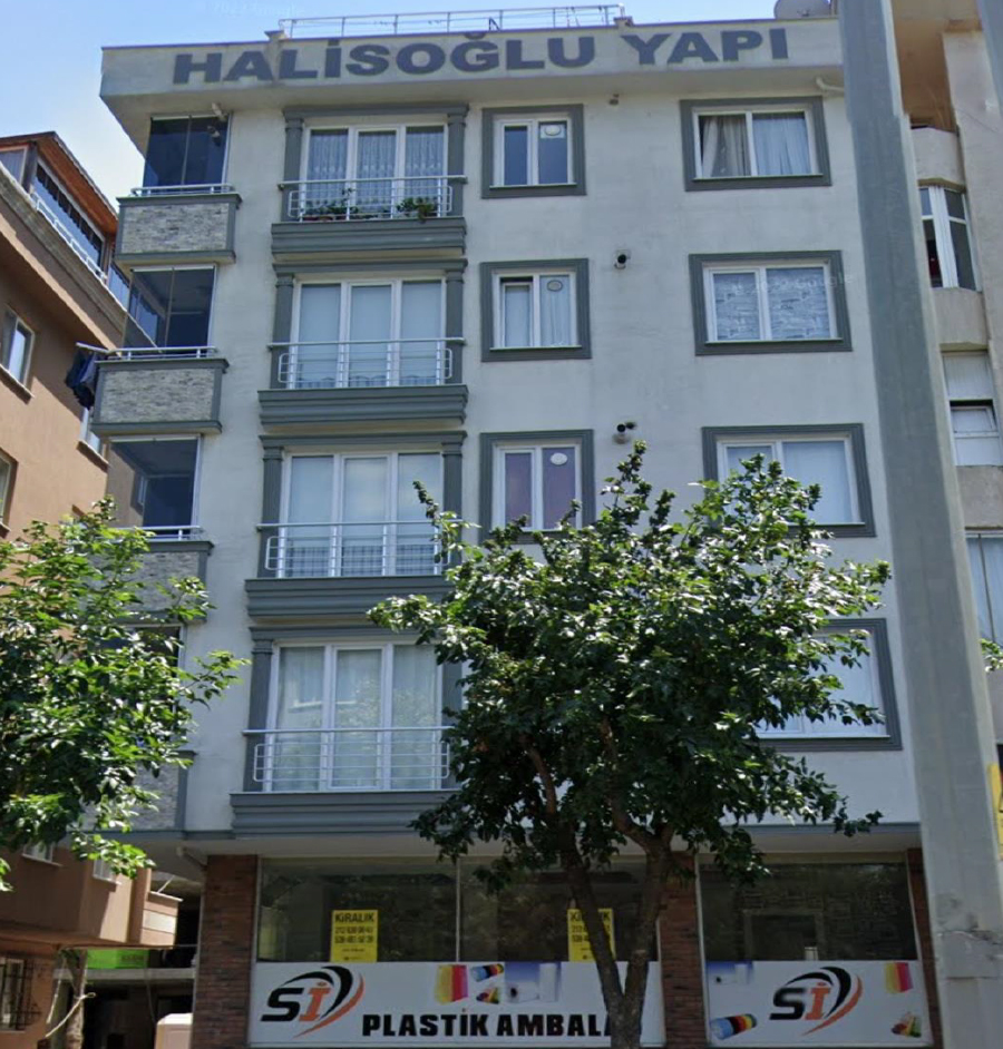 İstanbul Malazgirt Cad. Halis Apartmanı 8 Daire + Dükkan